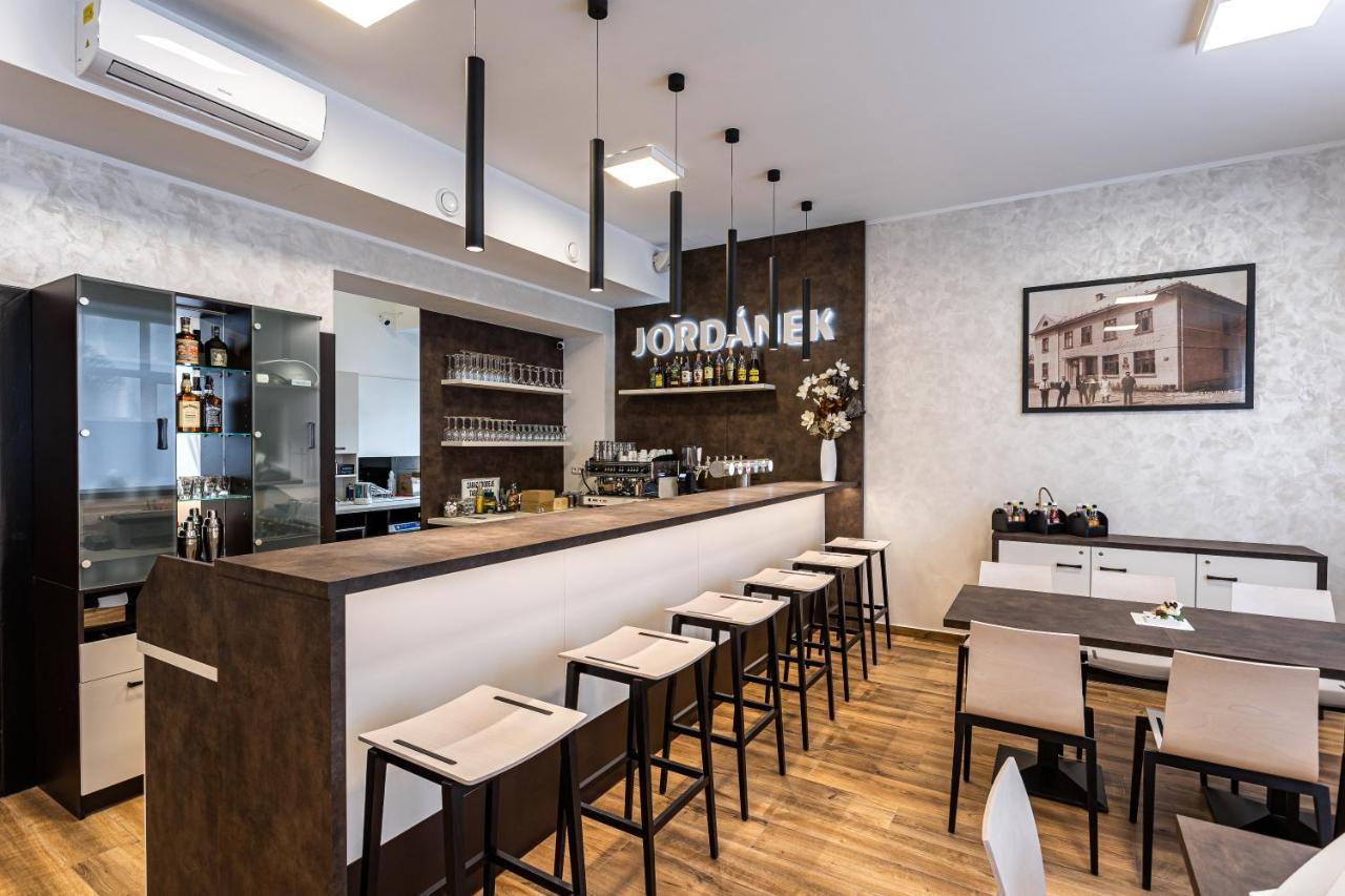 Hotel Jordanek Opočno Εξωτερικό φωτογραφία
