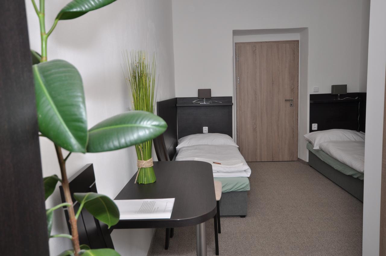 Hotel Jordanek Opočno Εξωτερικό φωτογραφία