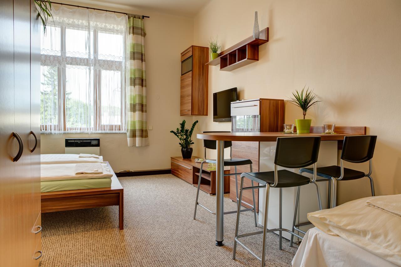 Hotel Jordanek Opočno Εξωτερικό φωτογραφία