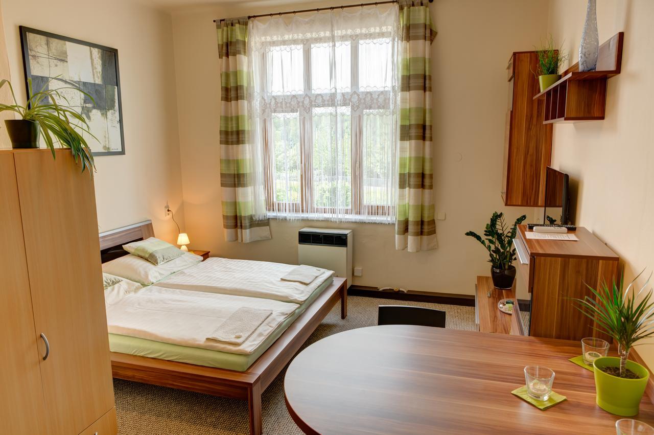 Hotel Jordanek Opočno Εξωτερικό φωτογραφία