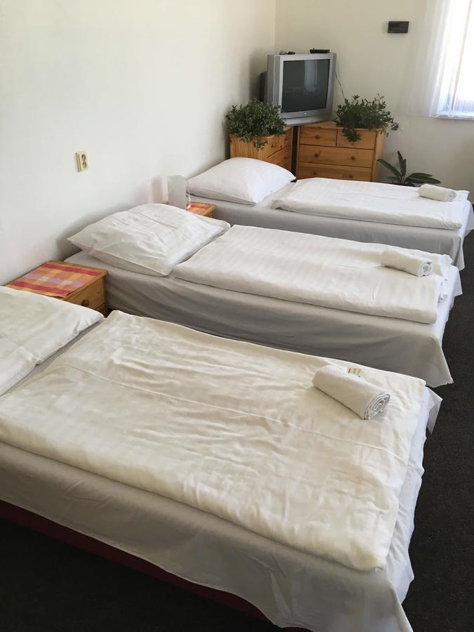 Hotel Jordanek Opočno Εξωτερικό φωτογραφία