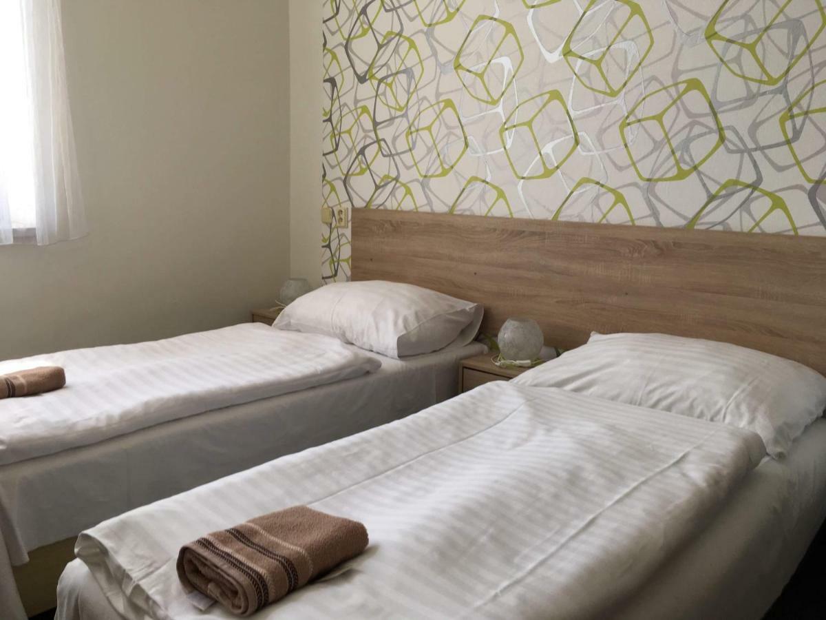 Hotel Jordanek Opočno Εξωτερικό φωτογραφία